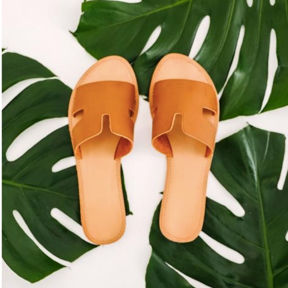 KIM Tan Sandals - Picture 4 of 4